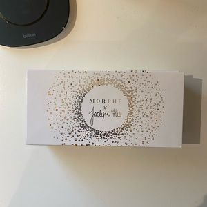 Morphe X Jaclyn hill eyeshadow vault